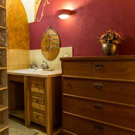Antique Old Town Studio By Urban Rent Apartman Vilnius Kültér fotó